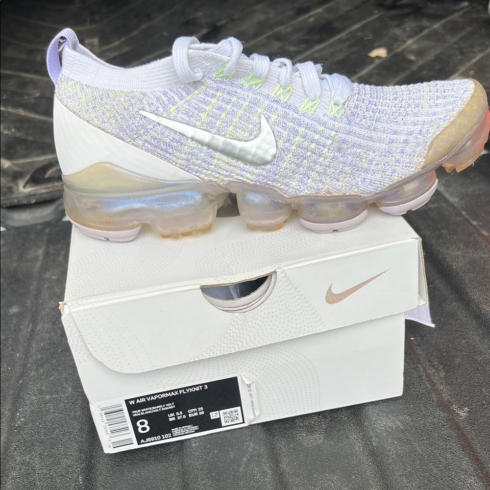 Nike VaporMax Flyknit 3 in Lavender and Silver